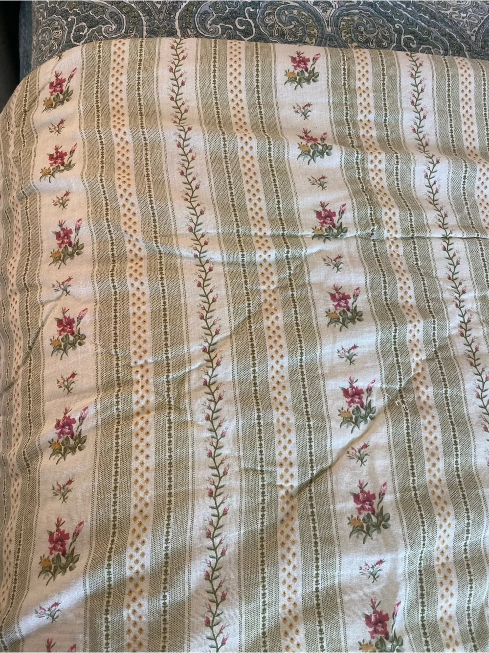 Vintage patchwork style comforter w/ sham floral Queen